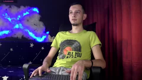 Axxel online show from December 2025 04:00:02 AM