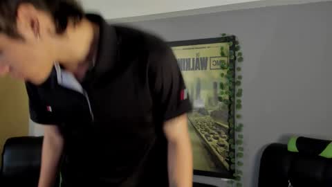 Snapshot of axelraven chatting on December 2024 05:05:02 PM Axel Raven online show from December 2024 05:05:02 PM