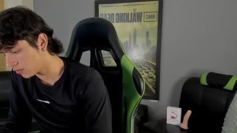 Snapshot of axelraven chatting on January 2025 05:23:02 PM Axel Raven online show from January 2025 05:23:02 PM