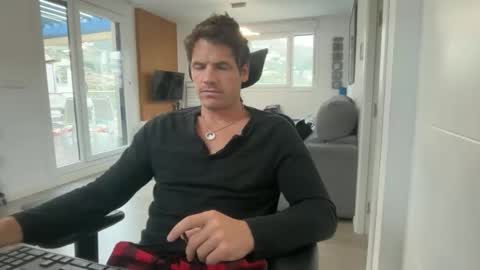 Axel Shore online show from April 2026 01:57:02 PM