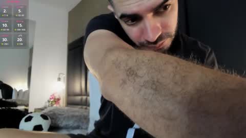 Snapshot of axelthompsom chatting on September 2025 10:59:01 AM Axel Thompsom online show from September 2025 10:59:01 AM