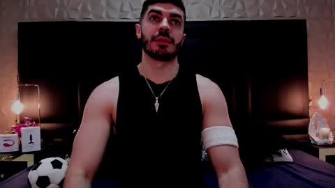 Snapshot of axelthompsom chatting on November 2025 11:53:02 AM Axel Thompsom online show from November 2025 11:53:02 AM