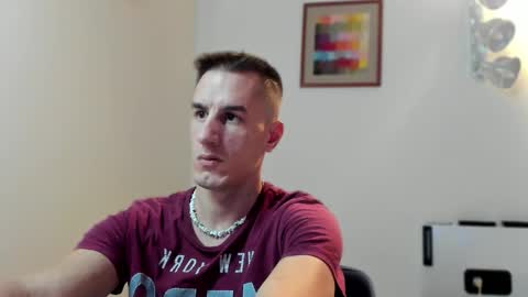 Axl online show from December 2025 06:15:01 PM