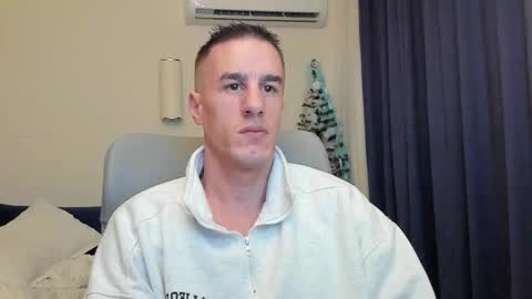 Axl online show from January 2026 04:28:01 AM