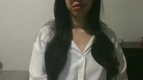 Snapshot of axuepetitt chatting on December 2024 11:10:02 PM axue online show from December 2024 11:10:02 PM