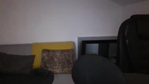 axue online show from April 2026 08:51:02 PM