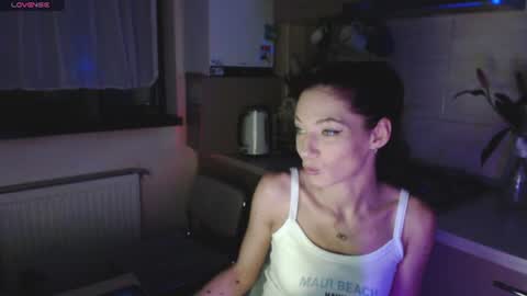 Snapshot of ayanagrumpixx chatting on June 2026 12:00:01 AM AyanaGrumpixx online show from June 2026 12:00:01 AM