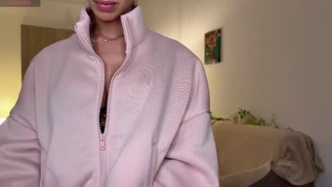 Alya online show from April 2026 10:45:02 PM