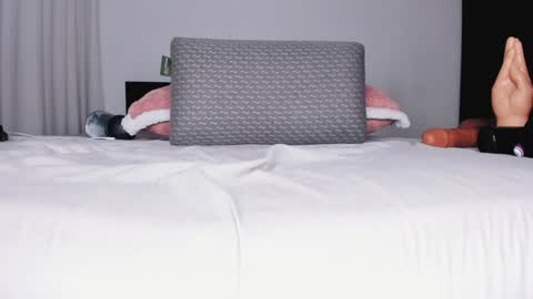 Snapshot of aydaxoxo chatting on December 2024 12:51:02 PM Ana  FREE   online show from December 2024 12:51:02 PM