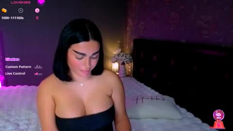  Ayla Demir  online show from November 2025 11:13:01 PM