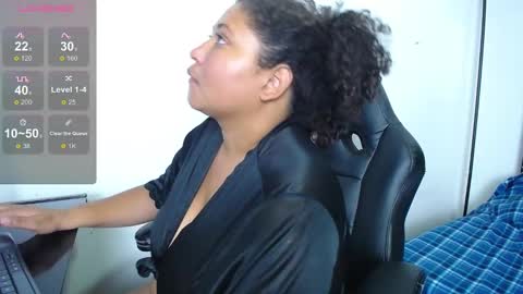 Snapshot of ayliinn_ chatting on March 2025 09:31:02 AM Ayliinn online show from March 2025 09:31:02 AM