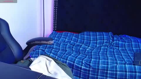 Snapshot of ayliinn_ chatting on March 2025 09:03:02 AM Ayliinn online show from March 2025 09:03:02 AM