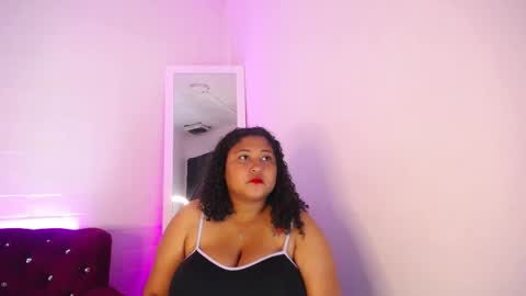 Snapshot of ayliinn_ chatting on September 2025 02:55:01 AM Ayliinn online show from September 2025 02:55:01 AM