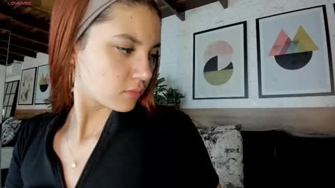 Snapshot of aylinmillerxs chatting on October 2025 12:59:01 PM Aylin Millerxs online show from October 2025 12:59:01 PM