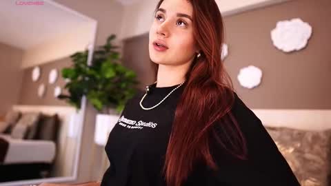 Snapshot of aylinmillerxs chatting on November 2025 07:57:01 PM Aylin Millerxs online show from November 2025 07:57:01 PM