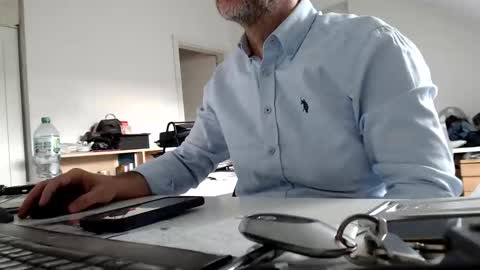 aylinniyerim online show from November 2025 09:42:01 AM