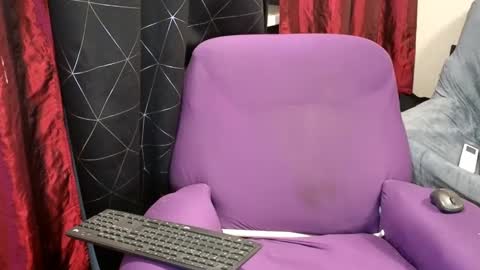 Snapshot of aymarsensual chatting on February 2025 05:39:02 PM Dominatrix Queen online show from February 2025 05:39:02 PM