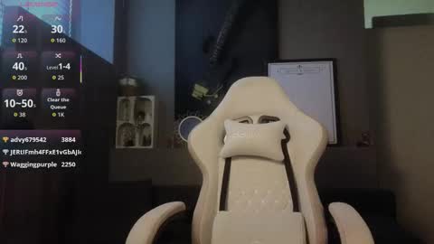 Ayreen Moore online show from March 2026 02:10:02 PM