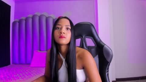 Aysheldoll online show from April 2026 11:38:01 AM