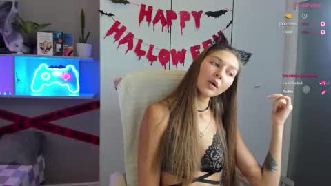 Snapshot of azeliaclark chatting on October 2025 08:29:01 PM Sofia online show from October 2025 08:29:01 PM