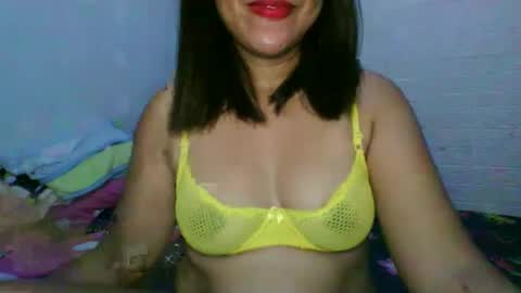 azelliya2018 online show from April 2026 12:08:02 PM