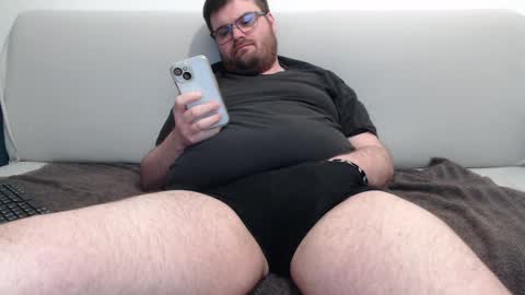 Azer online show from February 2025 09:04:02 PM