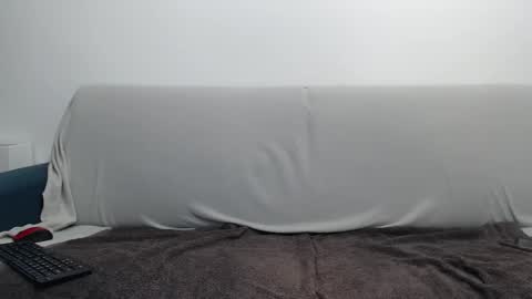 Azer online show from October 2025 05:34:01 PM