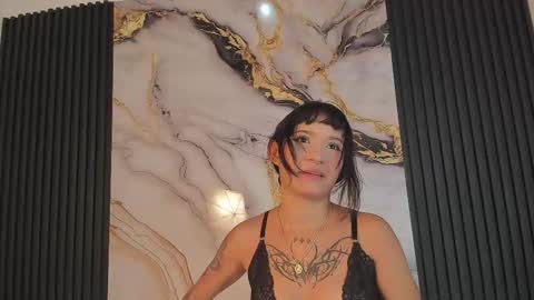  HONEY AZUL   online show from November 2025 06:35:01 PM