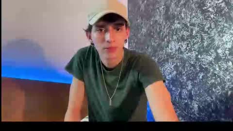 Snapshot of azulyfucsia chatting on October 2025 06:20:02 AM nice boy online show from October 2025 06:20:02 AM