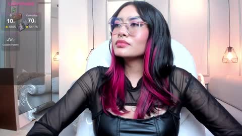 Azura online show from January 2025 10:31:01 PM