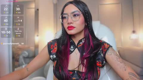 Azura online show from February 2026 07:51:02 PM