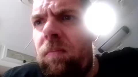 azza42086 online show from April 2026 07:20:01 AM