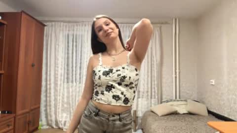 Stefania online show from April 2026 05:10:02 PM