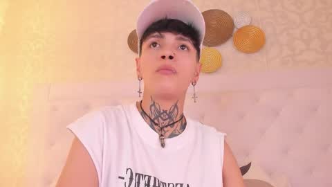 Anny online show from March 2026 03:47:01 AM