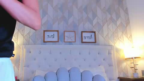Snapshot of b3k_afrodict chatting on July 2026 03:20:02 AM Anny online show from July 2026 03:20:02 AM