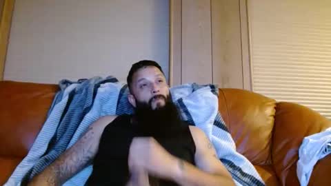 Snapshot of b713htx chatting on November 2025 08:03:01 AM Miguel online show from November 2025 08:03:01 AM