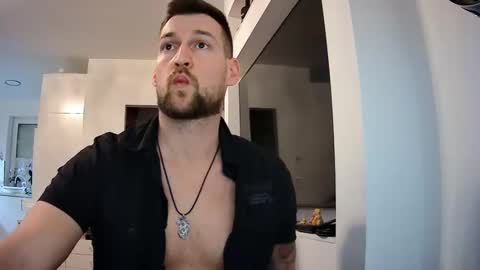 b_marco_ online show from February 2025 05:15:01 PM