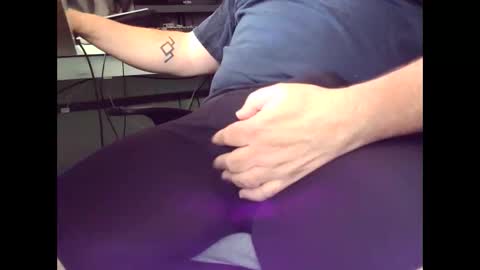 Snapshot of b_not_b chatting on November 2025 05:56:02 PM b_not_b online show from November 2025 05:56:02 PM