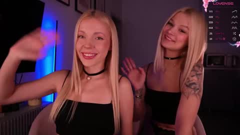 Bonnie  online show from November 2025 01:22:01 PM