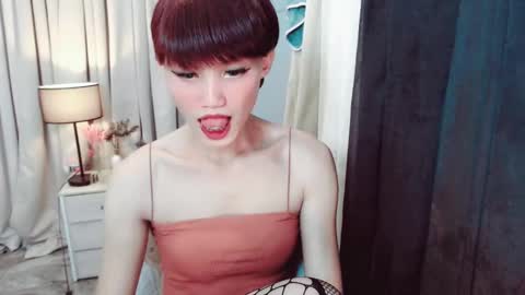 Samantha Dont forget to follow me and make me happy here when you join to my room. samantha loving and caring woman online show from January 2025 06:39:01 PM