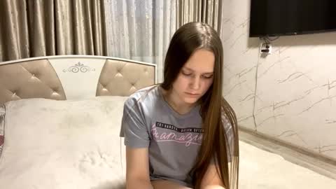 Anny Simpson online show from November 2025 11:54:01 AM