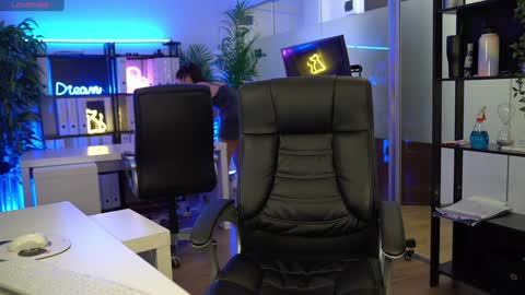 Olivia and Lexi online show from January 2026 03:42:02 AM