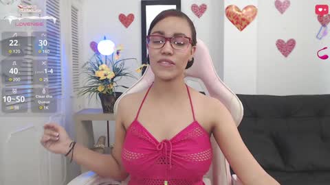 Snapshot of baby_blue18_ chatting on December 2024 06:38:02 PM salome online show from December 2024 06:38:02 PM