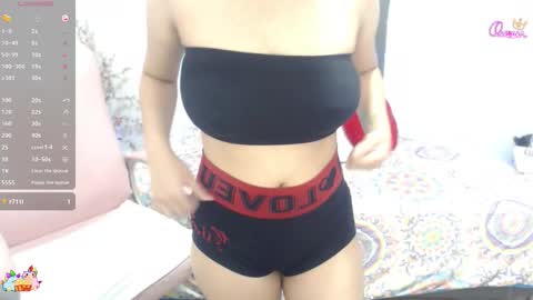 Snapshot of baby_blue18_ chatting on December 2025 05:51:02 PM salome online show from December 2025 05:51:02 PM