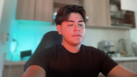 Snapshot of baby_cortesxxx chatting on November 2025 08:09:01 PM David Cortes online show from November 2025 08:09:01 PM