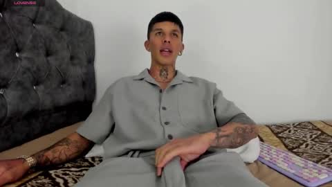 OF GxoXabs online show from November 2025 07:48:02 PM