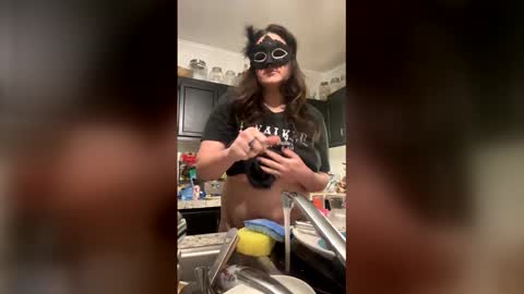 baby_girl_93 online show from December 2025 10:42:01 AM