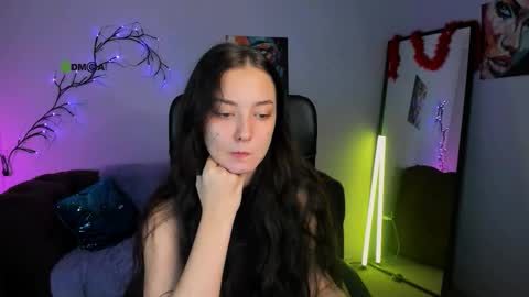 baby online show from December 2025 06:40:02 AM