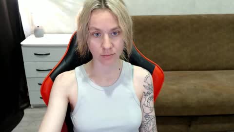 Snapshot of baby_kitte chatting on November 2025 09:21:02 AM baby_kitte online show from November 2025 09:21:02 AM