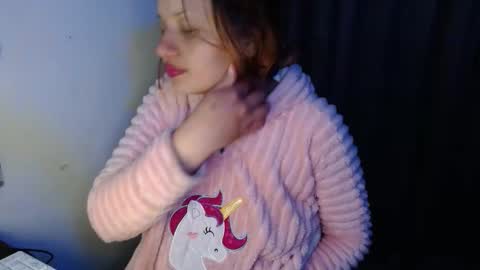 baby_lorenxs online show from October 2025 07:17:01 AM
